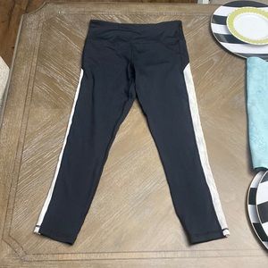 ZYIA Active leggings size 8-10
